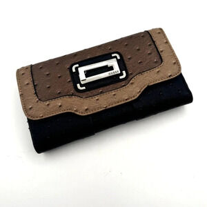 Guess wallet  barely used‎